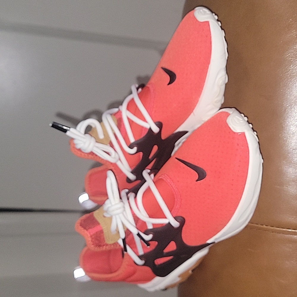 Nike React - image 1